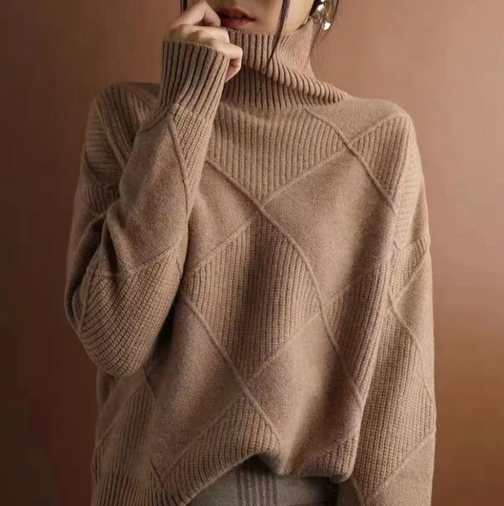 Matilda oversized turtleneck jumper – image 8
