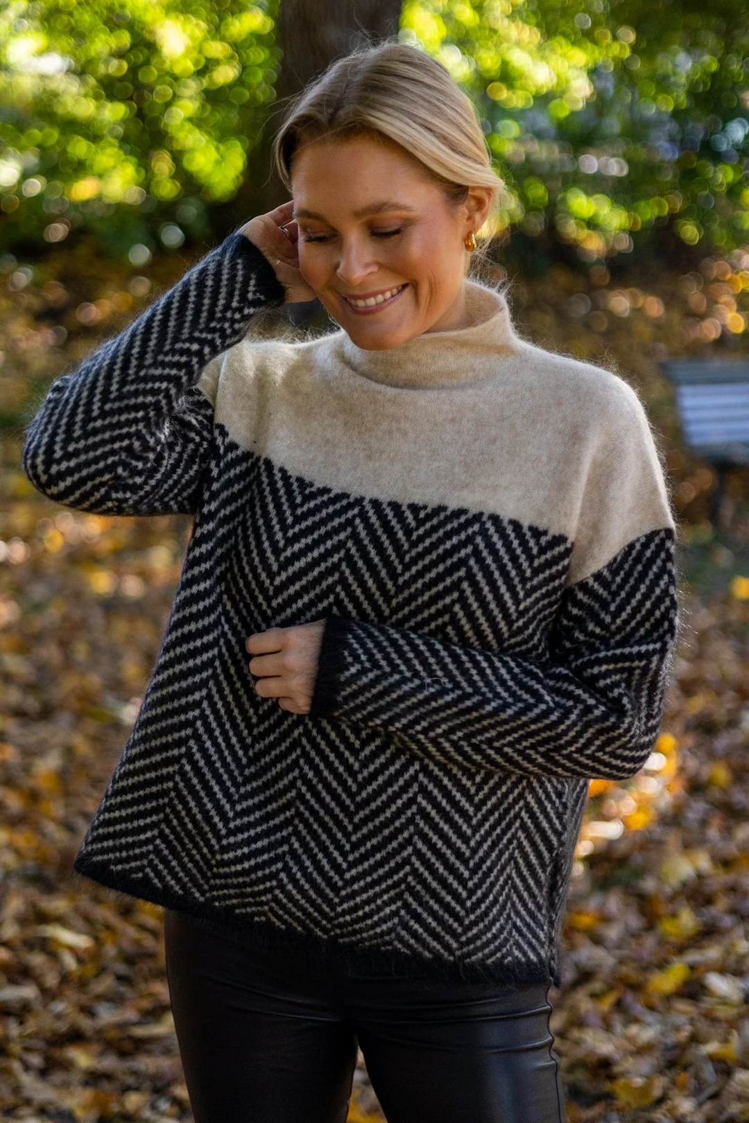 Mererid fine knit roll neck jumper – image 4