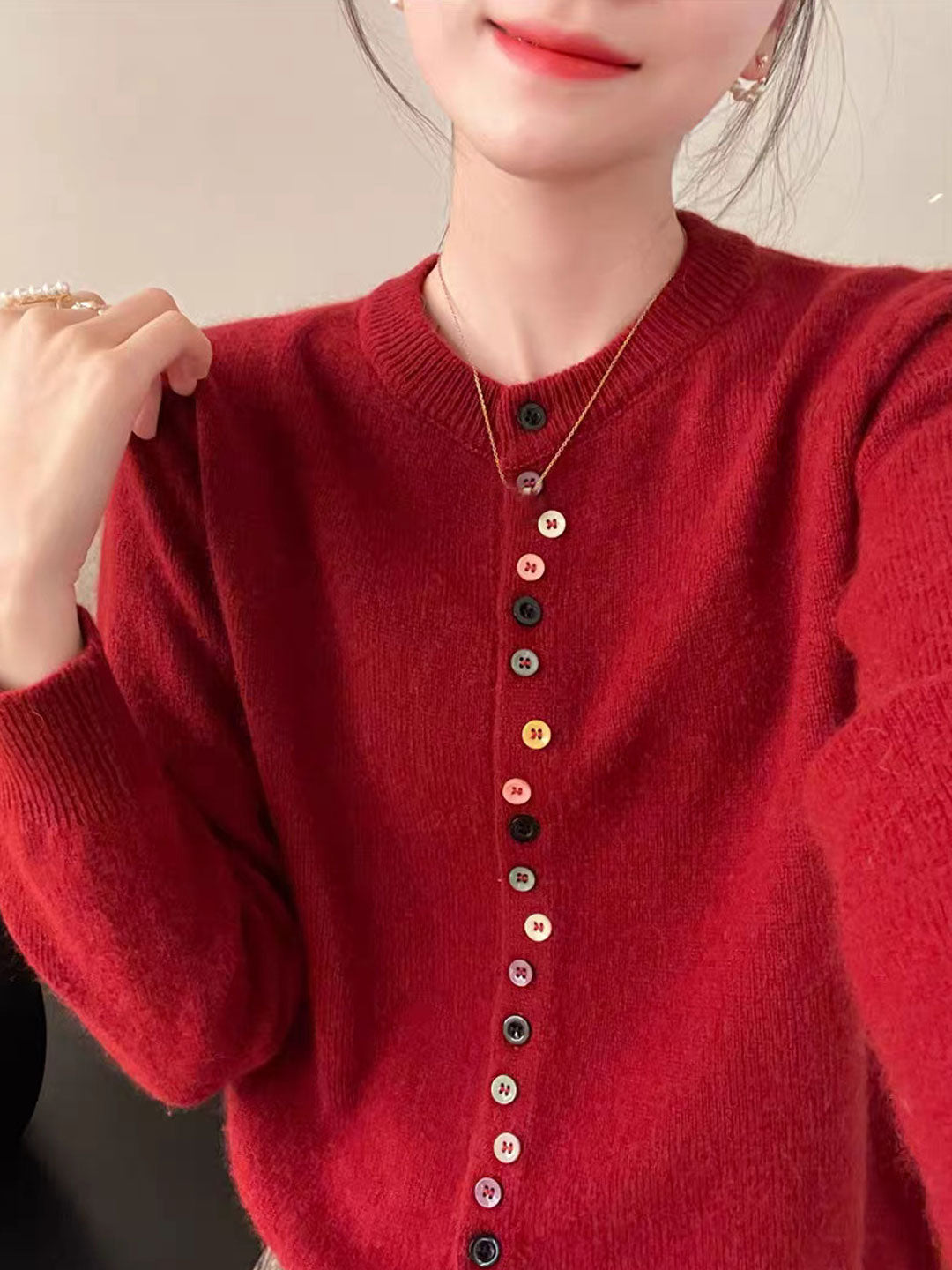 Hyacinth classic crew neck button cardigan – image 3