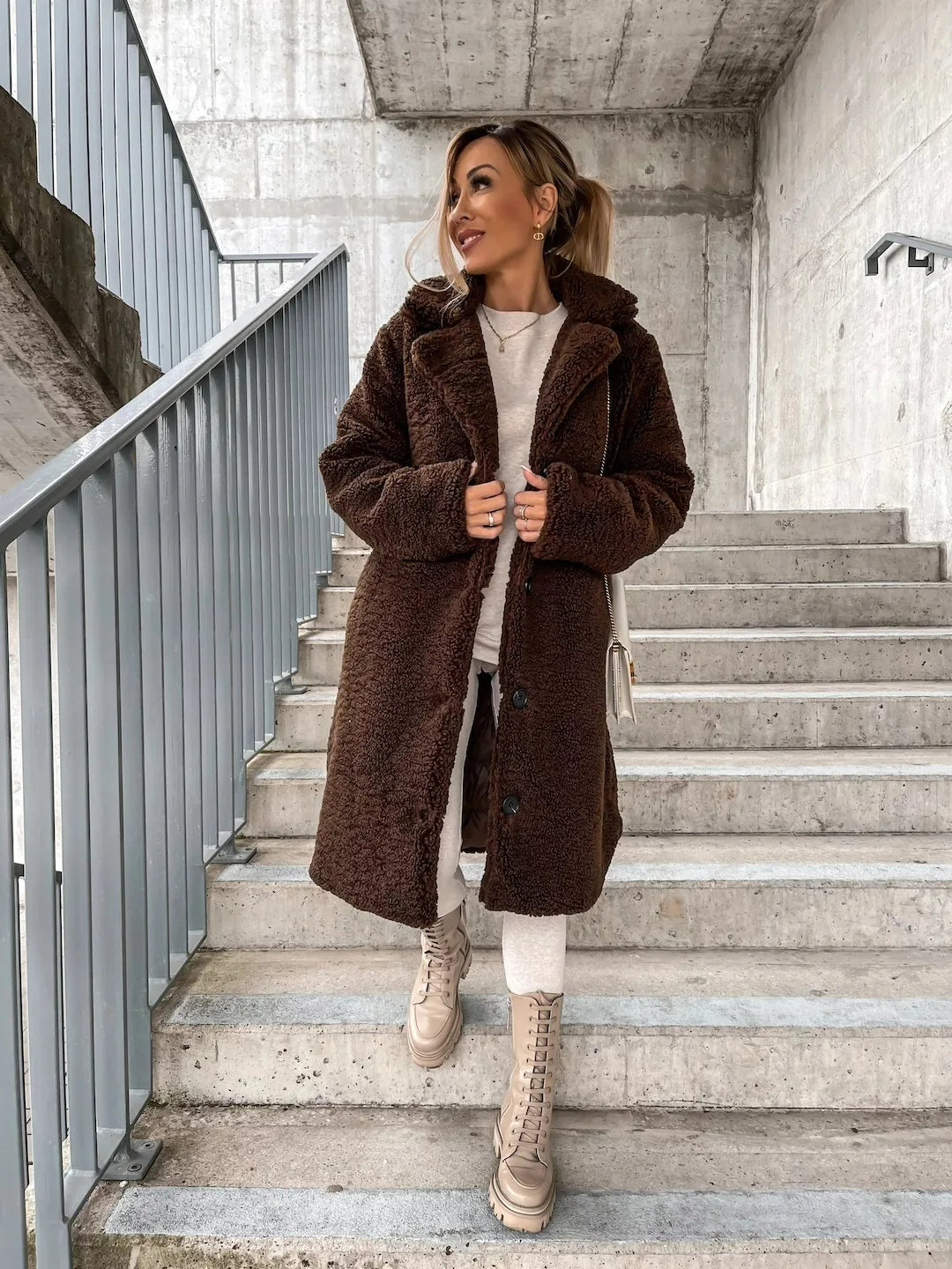 Juliana plush trench coat – image 4