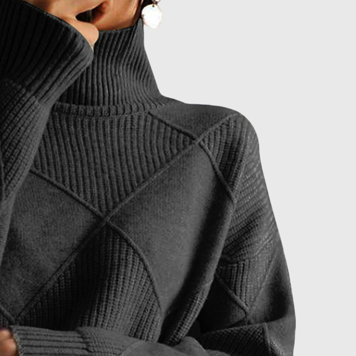 Matilda oversized turtleneck jumper – image 10