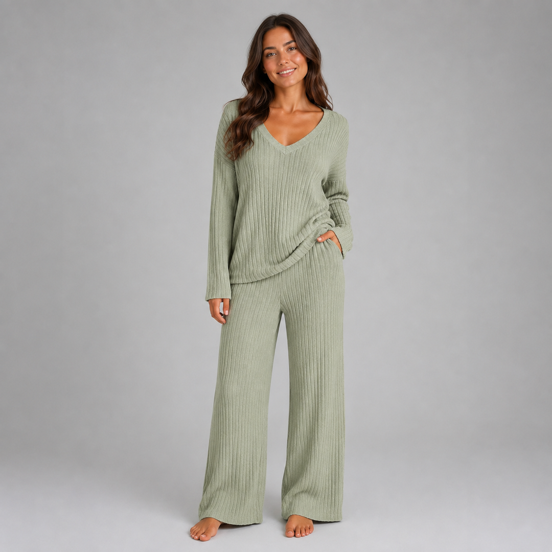 Naomi ribbed knit v neck lounge set – image 8