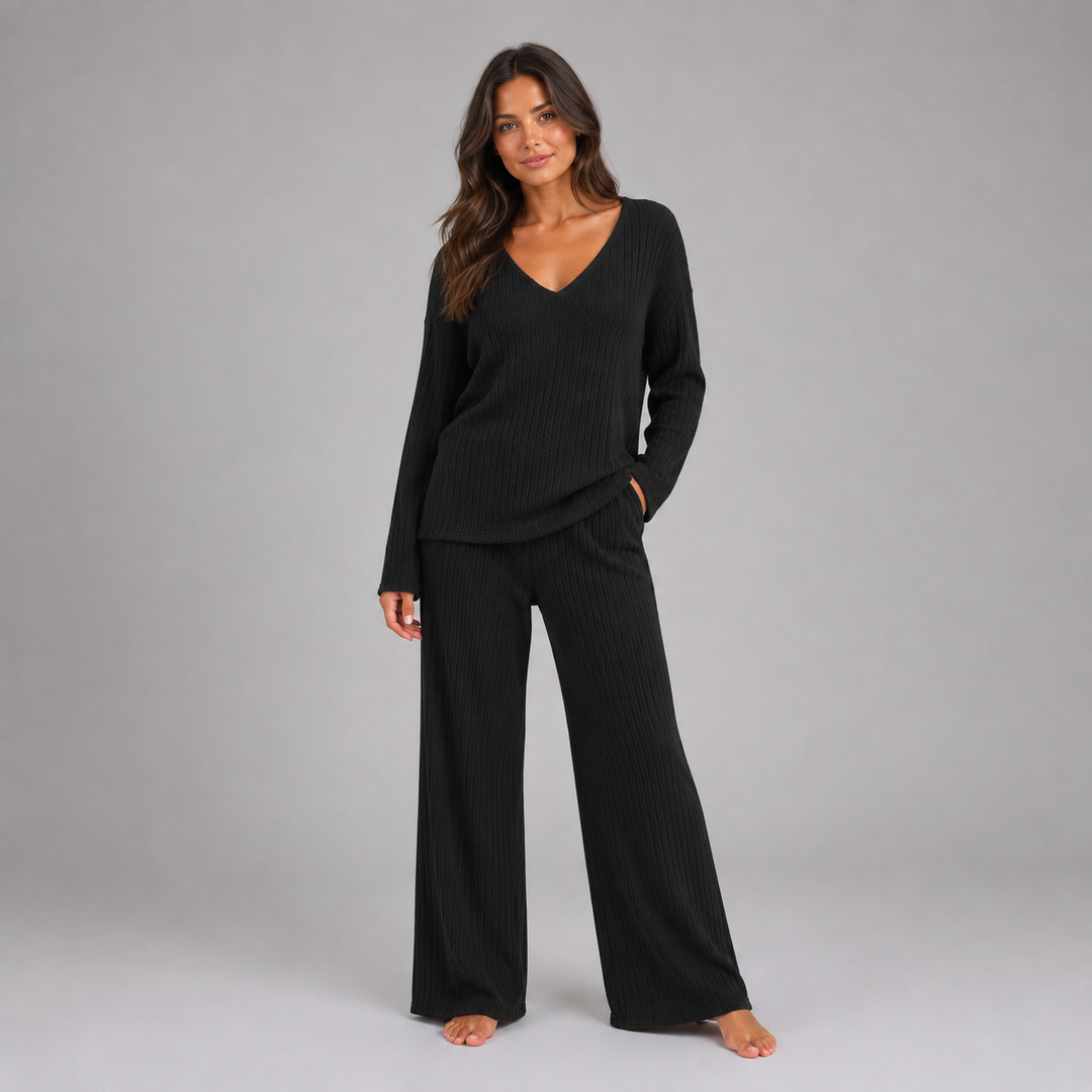 Naomi ribbed knit v neck lounge set – image 6
