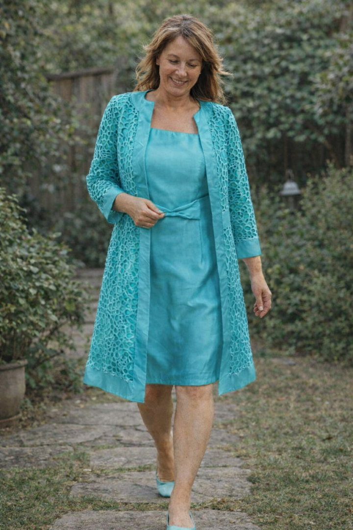Odette two piece lace dress with jacket – image 9
