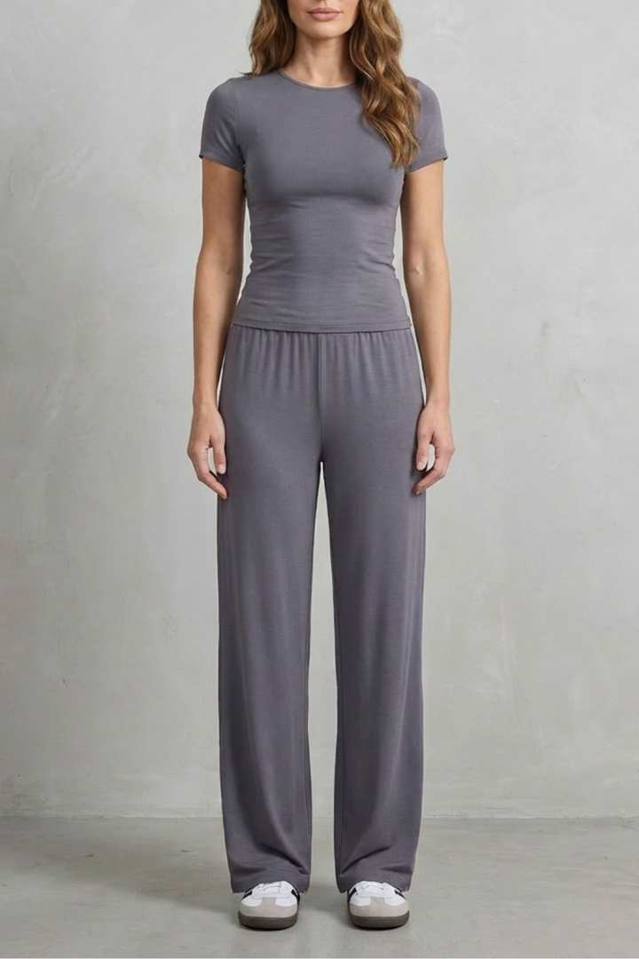 Tilda fitted top and wide leg trouser set – image 5
