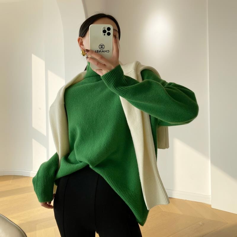 Clementine relaxed turtleneck jumper – image 6