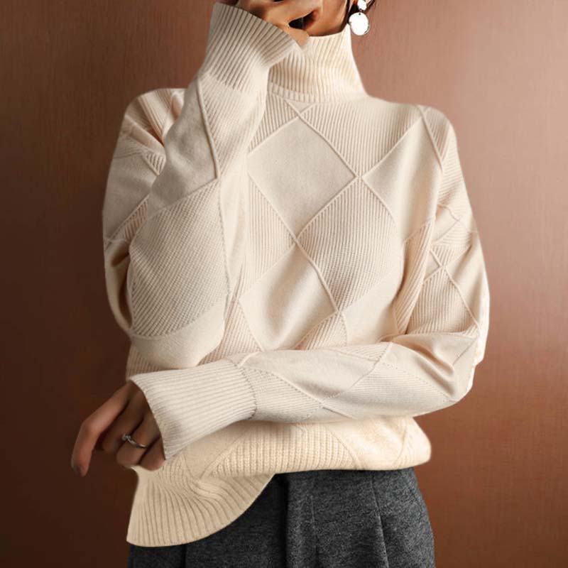 Matilda oversized turtleneck jumper – image 9