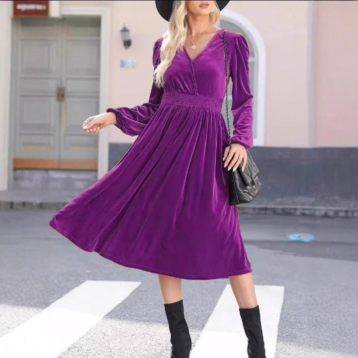 Tamsyn velvet V neck midi dress – image 4