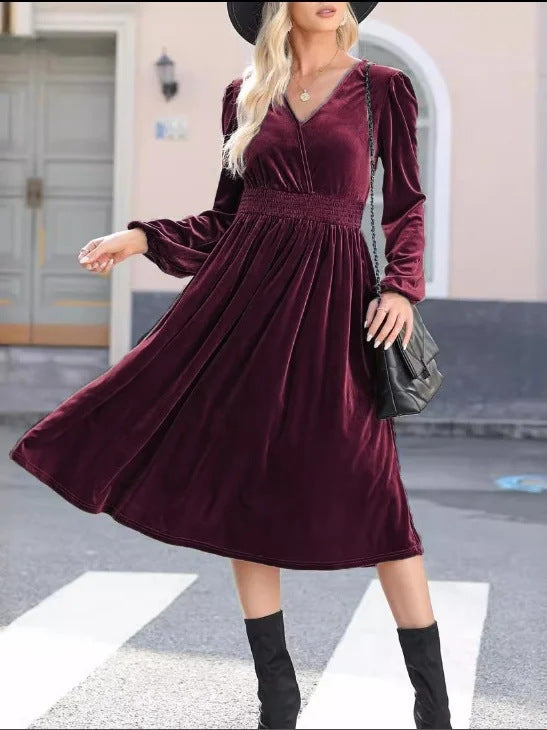 Tamsyn velvet V neck midi dress – image 9