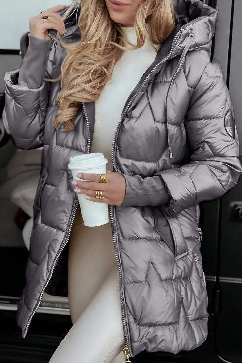 Temperance fitted mid length quilted coat with hood – image 10