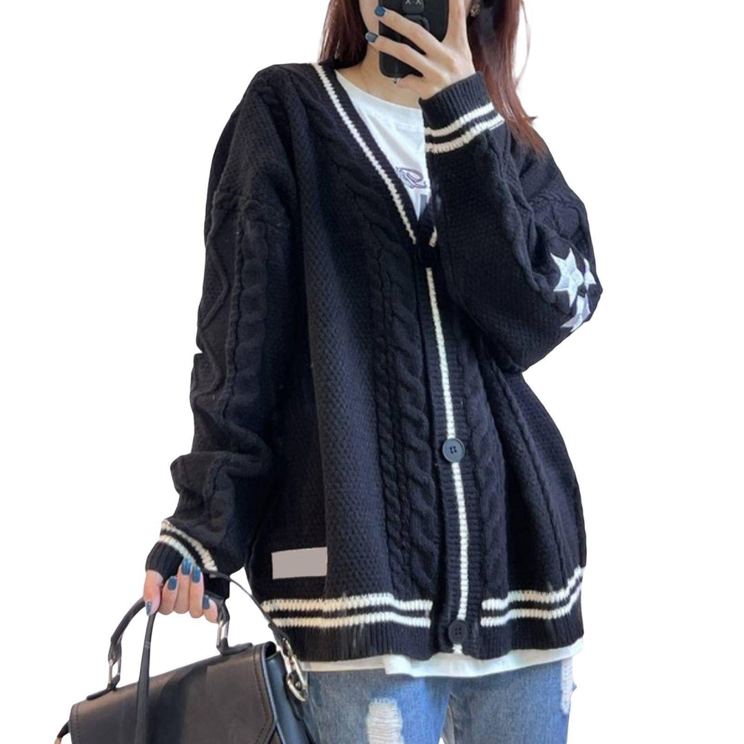 Constance oversized cable knit cardigan with stars – image 9