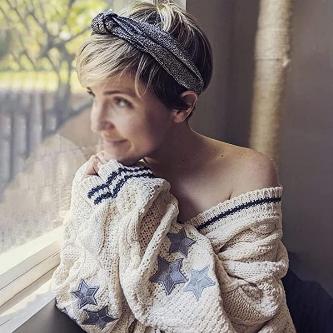 Constance oversized cable knit cardigan with stars – image 4