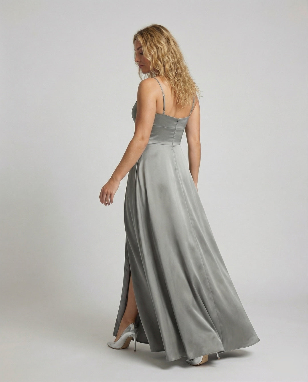 Rosanna satin maxi dress with front slit – image 4