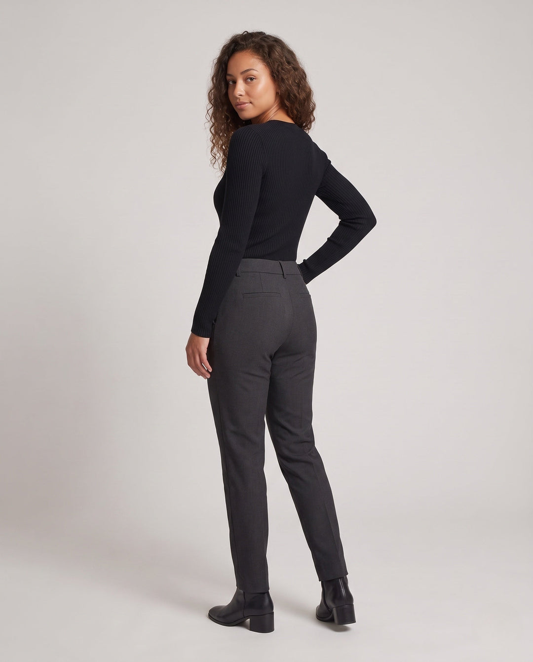 Petronella fine rib crew neck jumper – image 4