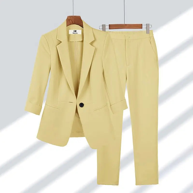 Eiluned blazer and trouser suit – image 5