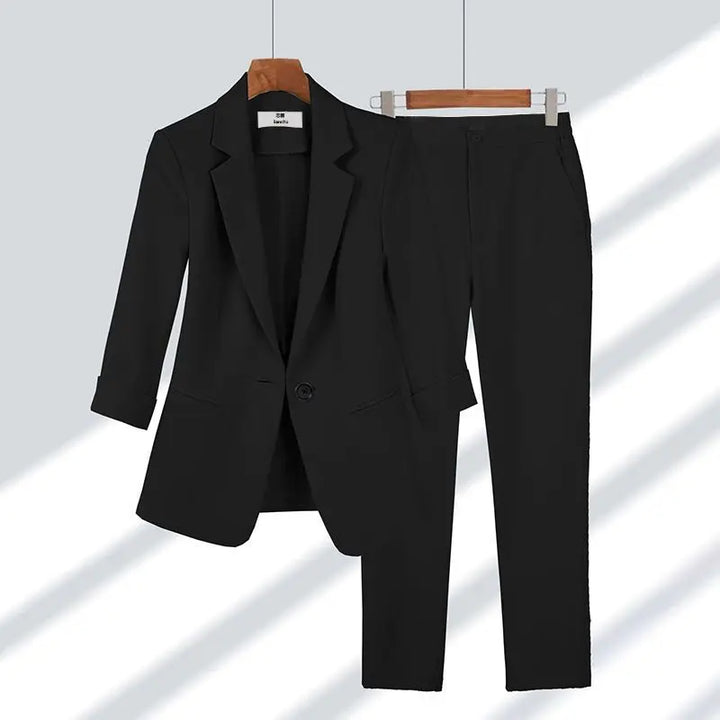 Eiluned blazer and trouser suit – image 3