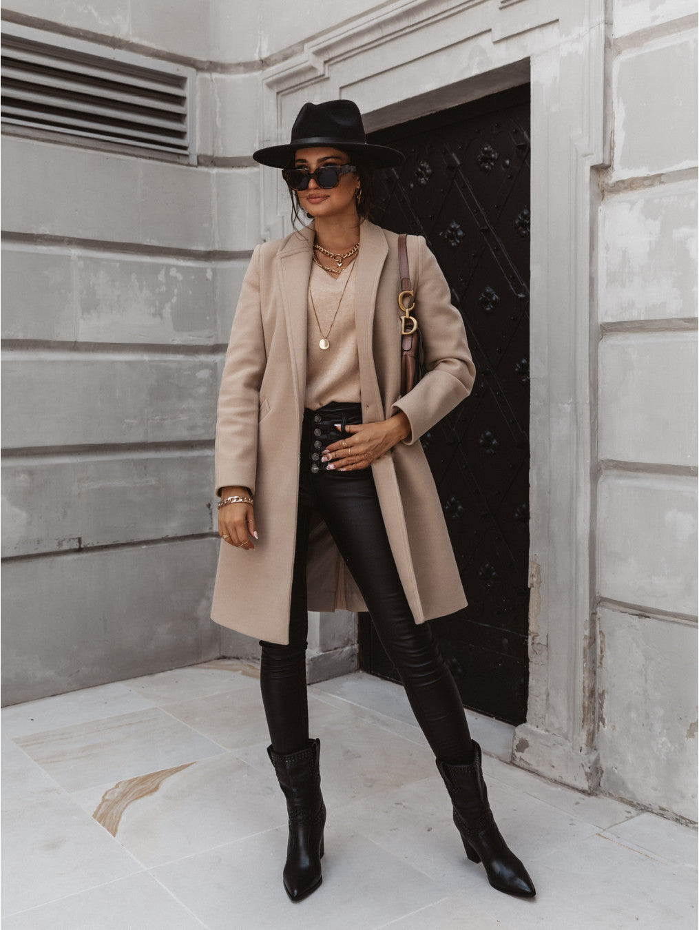 Florentina long lapel button coat – image 7