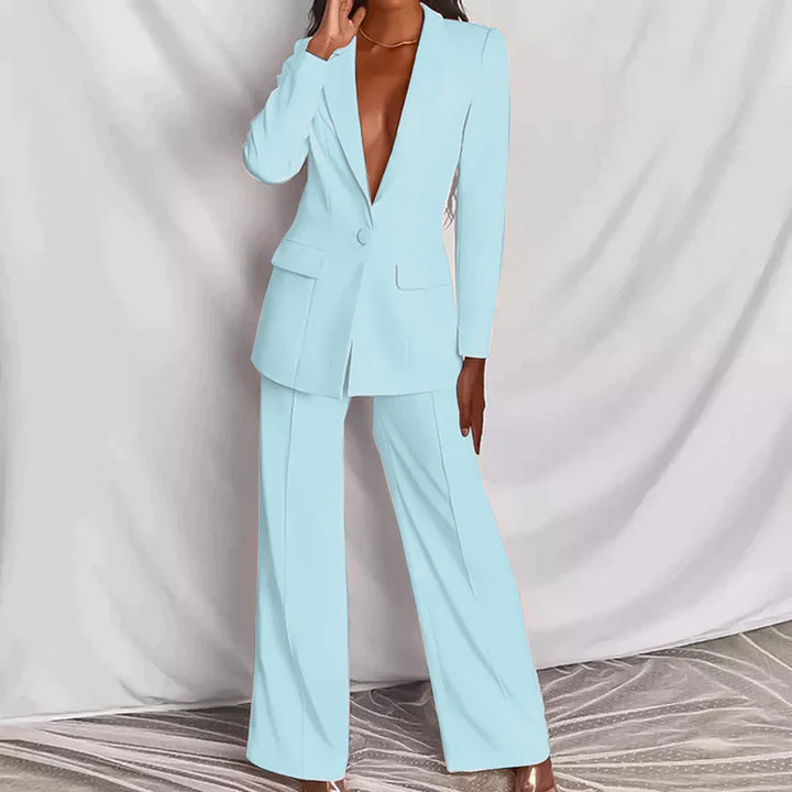 Isa fitted blazer and slim trouser suit – image 3