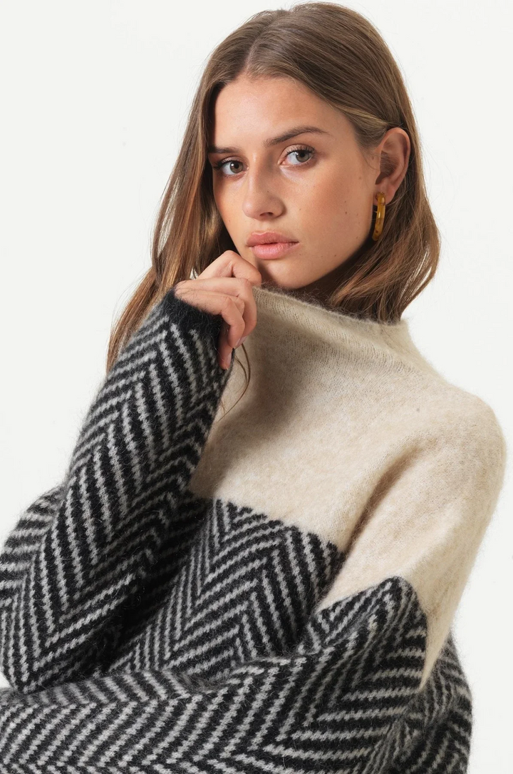 Mererid fine knit roll neck jumper – image 5