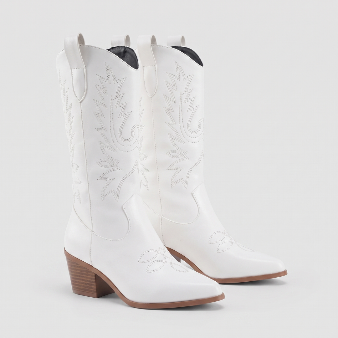 Jolene Ankle Boots in white