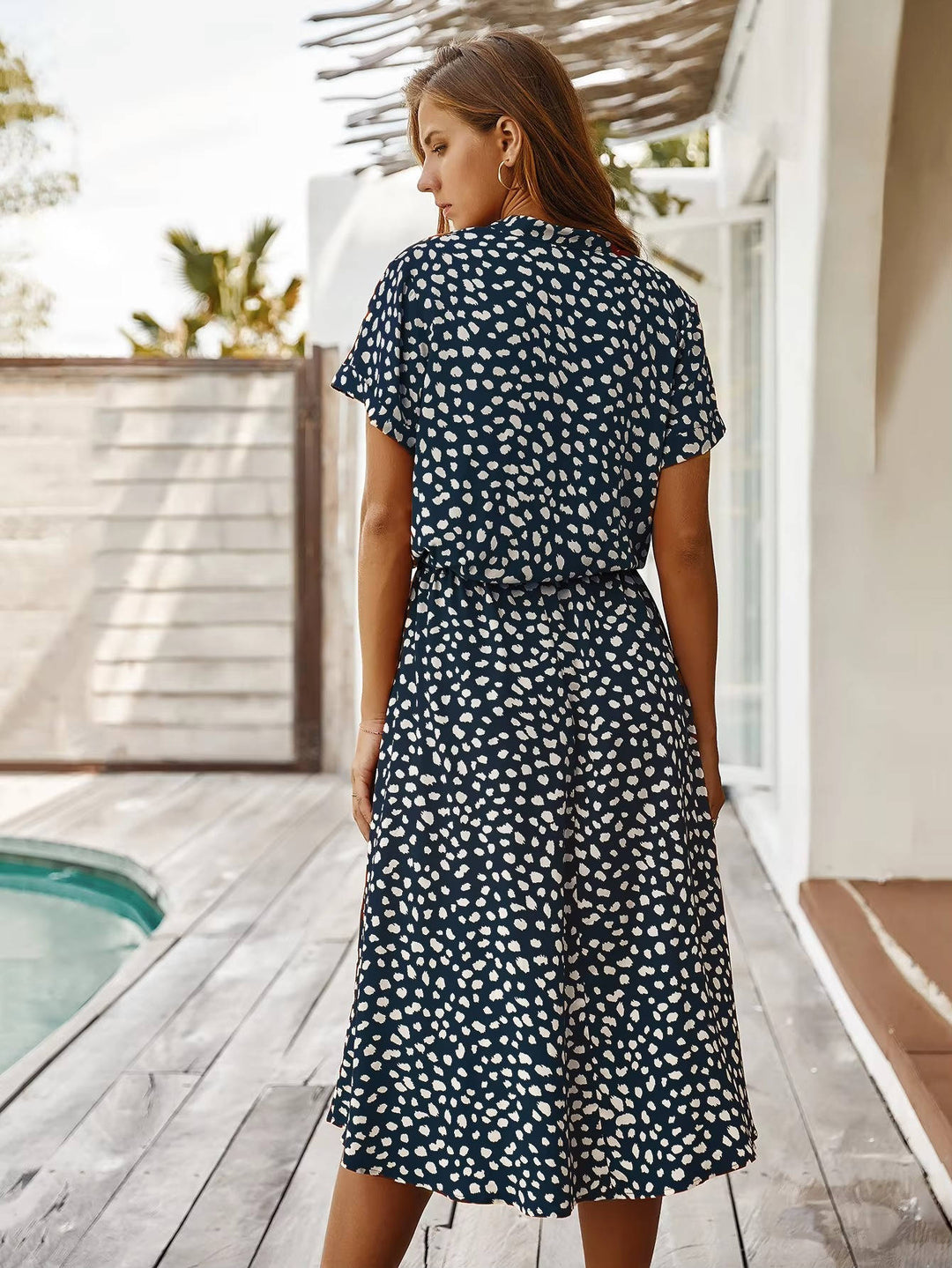 Elsie button front midi dress with tie waist – image 7