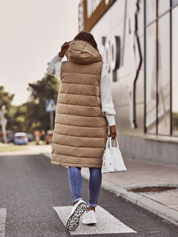 Siwan lined hooded puffer gilet – image 3